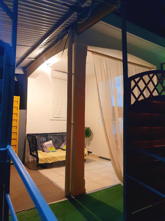 Maison Confortable A Sainte-Anne Екстер'єр фото